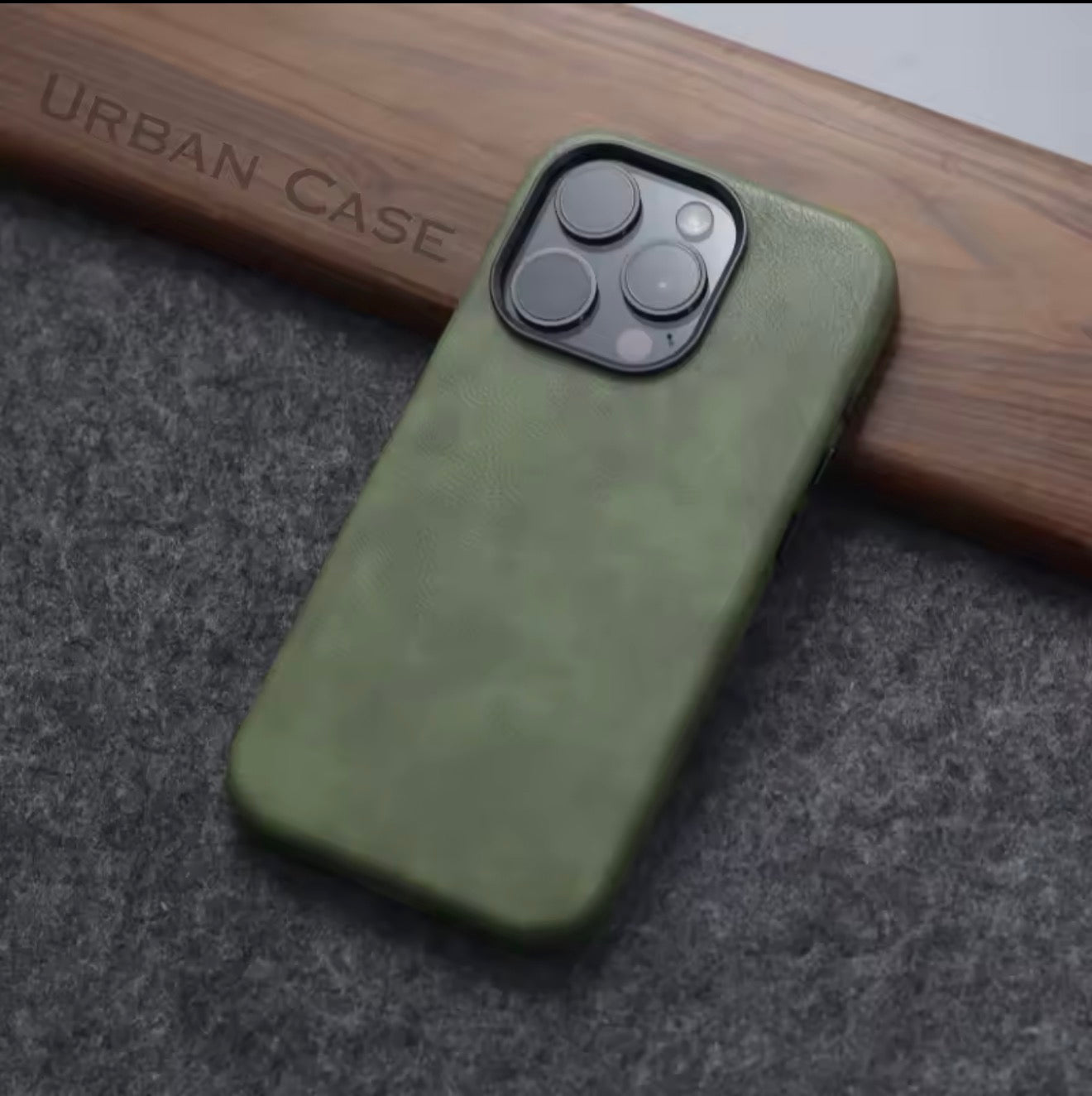 Retro Crazy Horse Leather MagSafe Case – Vintage Magnetic Cover for iPhone